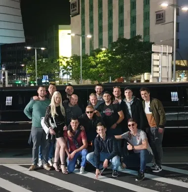 Warszawa LIMUZYNA Z TANCERKĄ + GOGO/KLUB Warszawa LIMUZYNA Z TANCERKĄ + GOGO/KLUB
