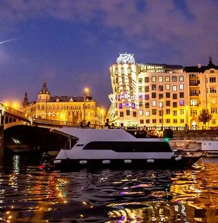 Praga REJS JACHTEM + PIWKO
